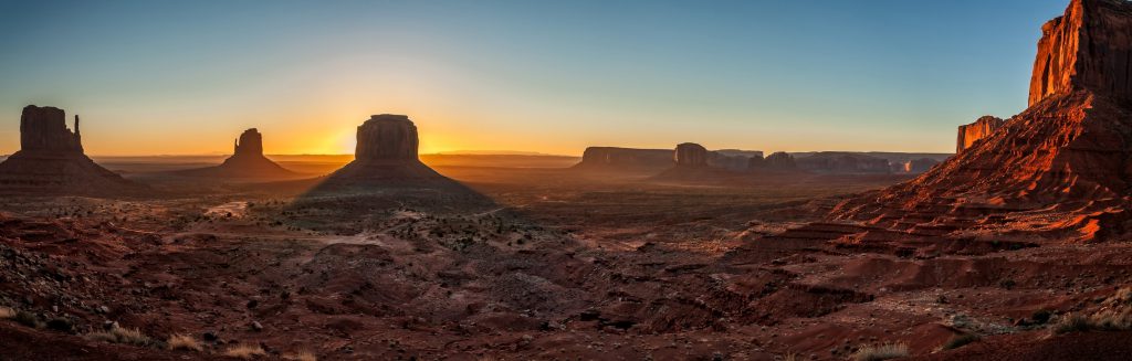 Sunrise at Monument Valley, Navajo tribal Park, Utah, USA.